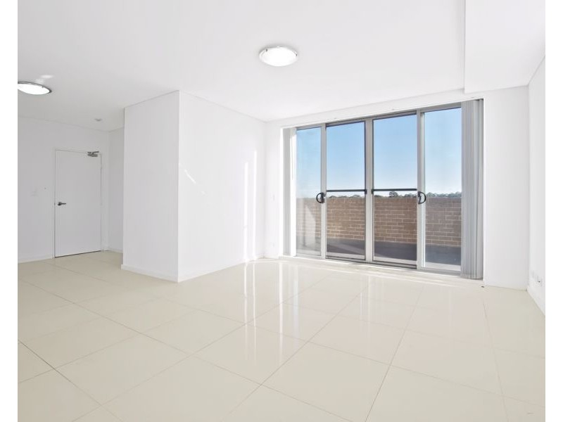 15/38-40 Gover St, Peakhurst NSW 2210