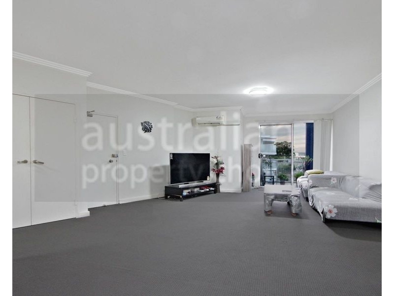 27/2-12 Civic Ave, Pendle Hill NSW 2145