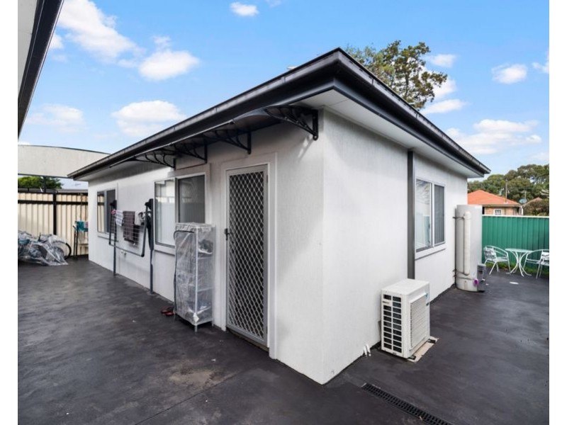 9A Joyce St, Punchbowl NSW 2196