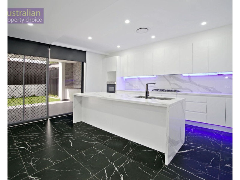 10 Daisy Street, Roselands NSW 2196