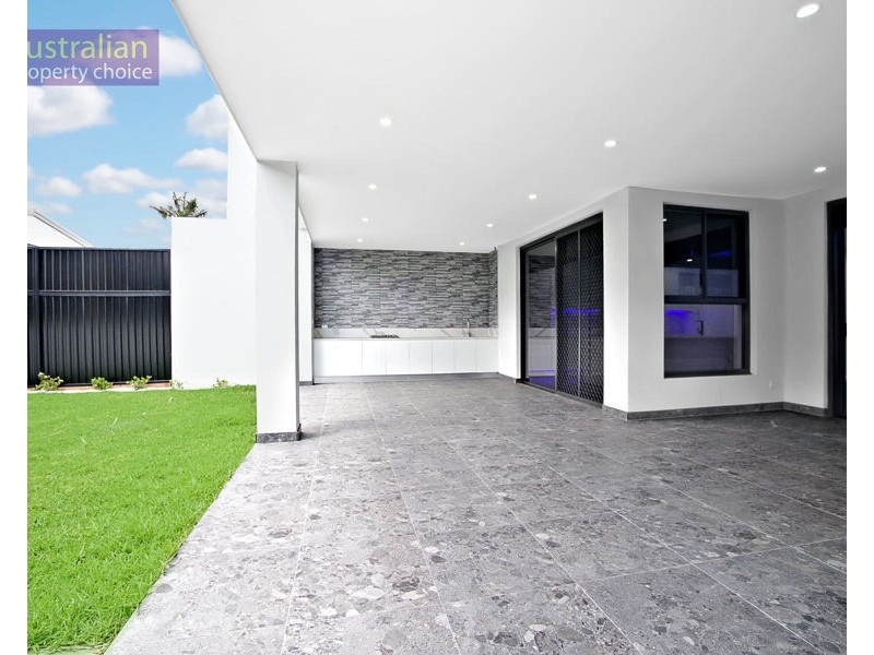 10 Daisy Street, Roselands NSW 2196