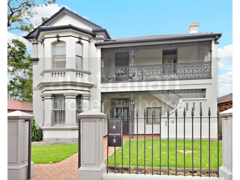 2/143 Croydon Road, Croydon Park NSW 2133