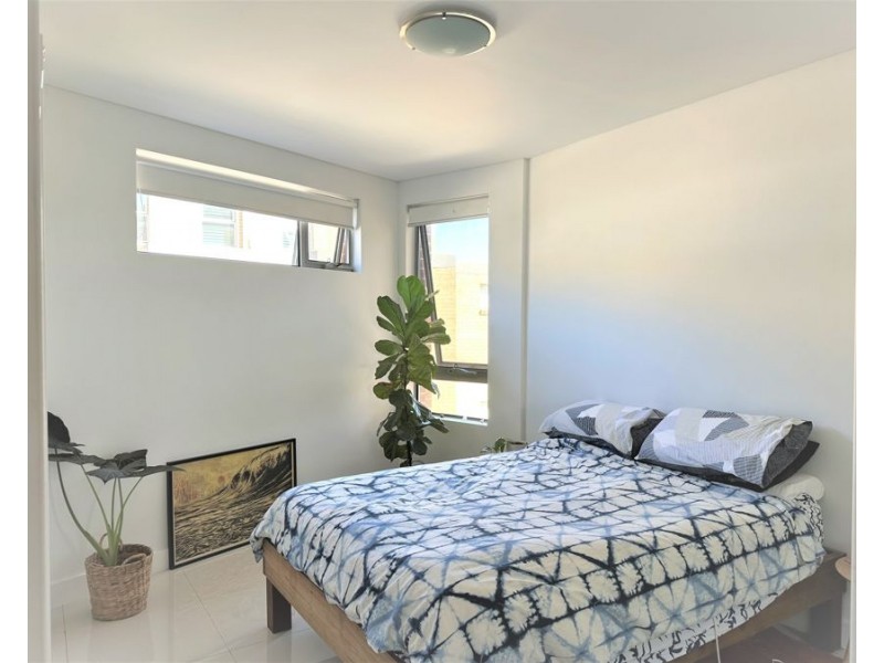 6/2-4 Peak Pde, Peakhurst NSW 2210