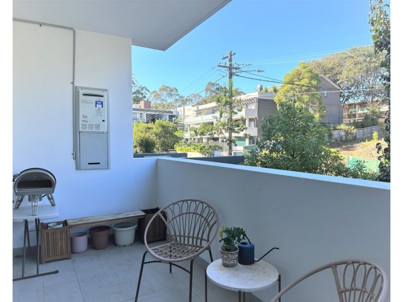 6/2-4 Peak Pde, Peakhurst NSW 2210