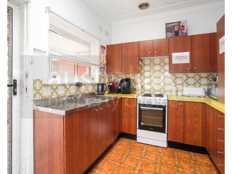 7 Brisbane Road, Campbelltown NSW 2560