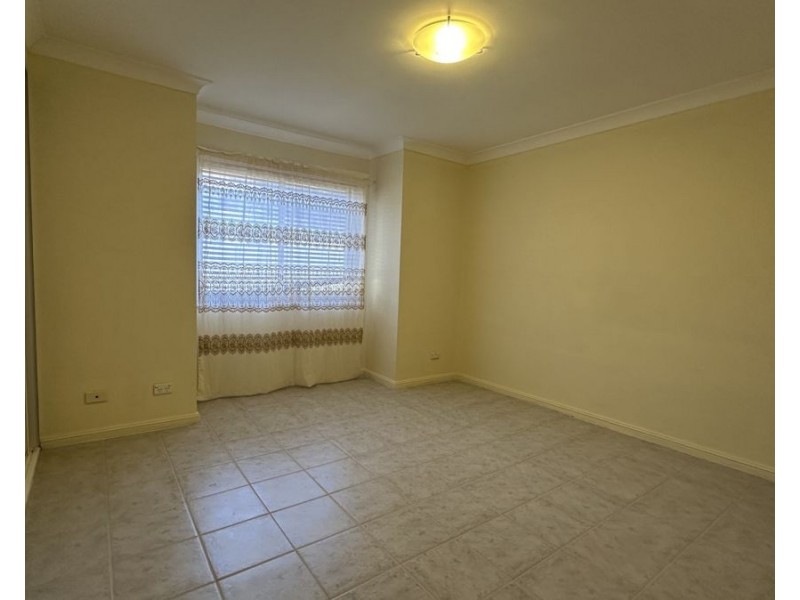 2/8 George St, Penshurst NSW 2222