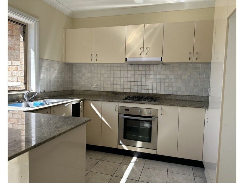 2/8 George St, Penshurst NSW 2222