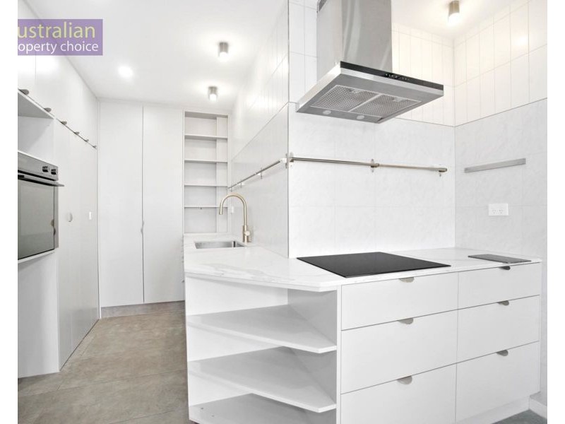 201/13-15 Gover Street, Peakhurst NSW 2210