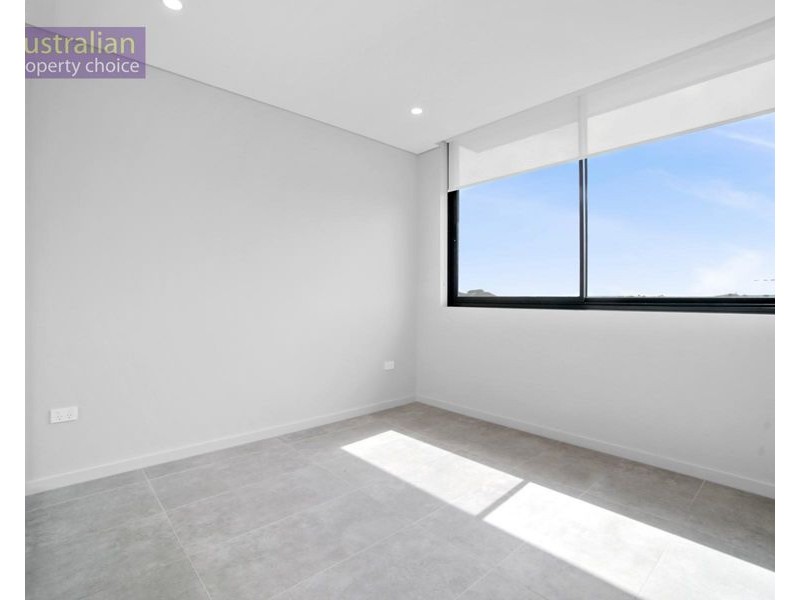 201/13-15 Gover Street, Peakhurst NSW 2210