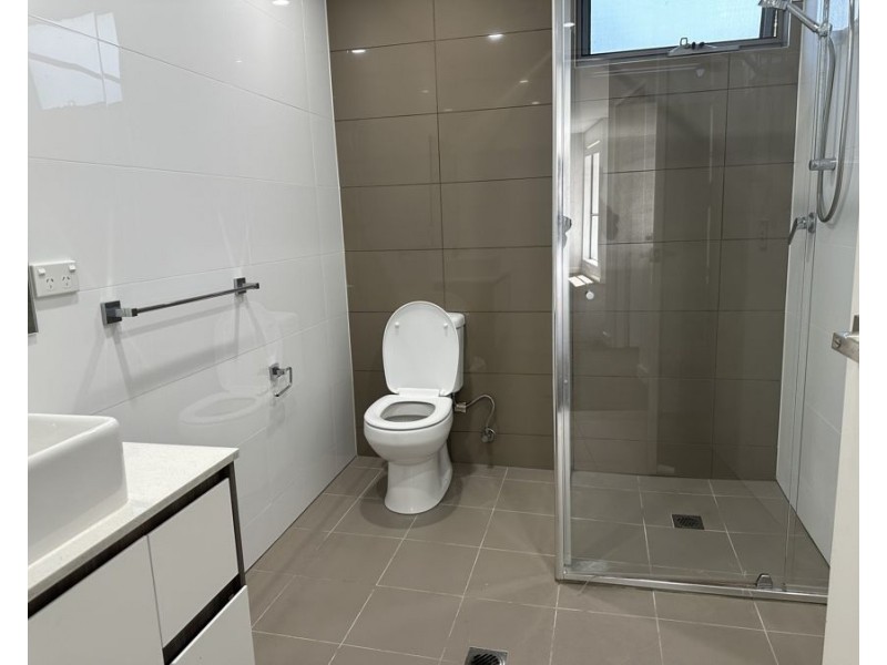 12/6-8 Pearce Ave, Peakhurst NSW 2210