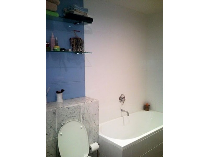 2303/2-4 Stirling Cct, Camperdown NSW 2050
