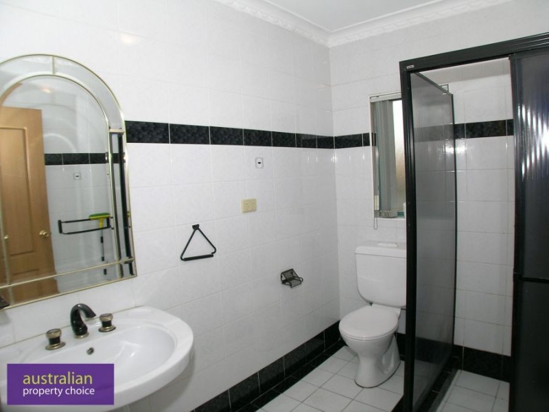 8 General Holmes Drive, Brighton-le-sands NSW 2216