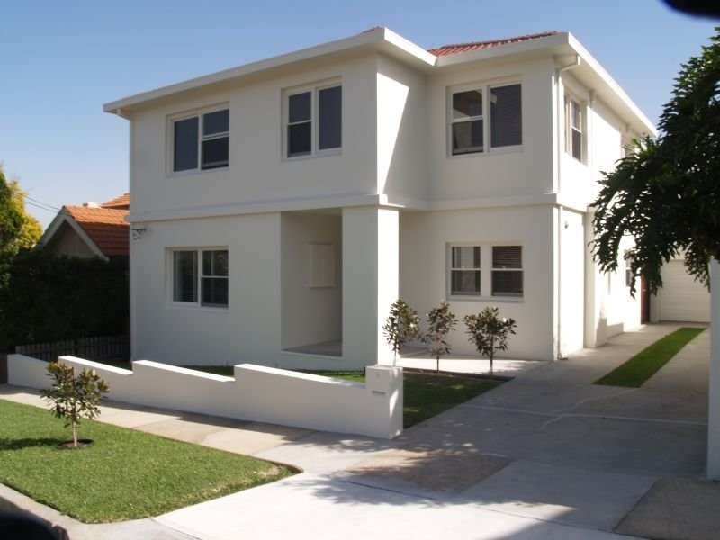 3 Myrtle, Kensington NSW 2033