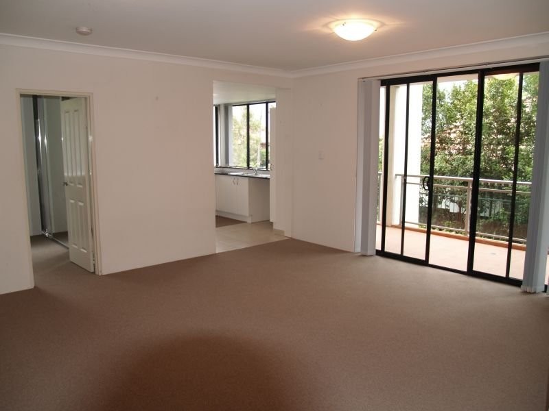 4/16-24 Oxford Street, Blacktown NSW 2148