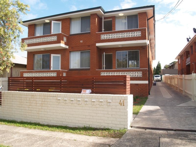 4/41 Augusta Street, Punchbowl NSW 2196