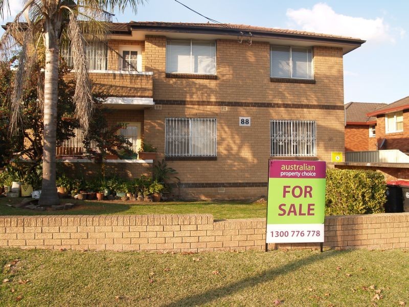 1/88 Broadway, Punchbowl NSW 2196