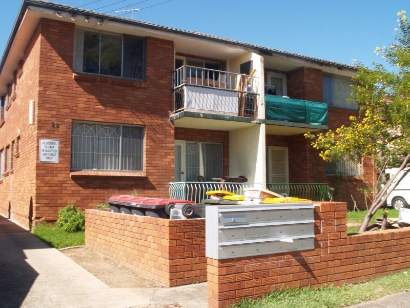 3/98 Victoria St, Punchbowl NSW 2196