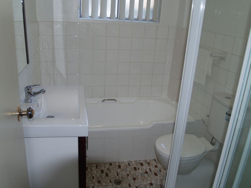 1/96 Sproule St, Lakemba NSW 2195