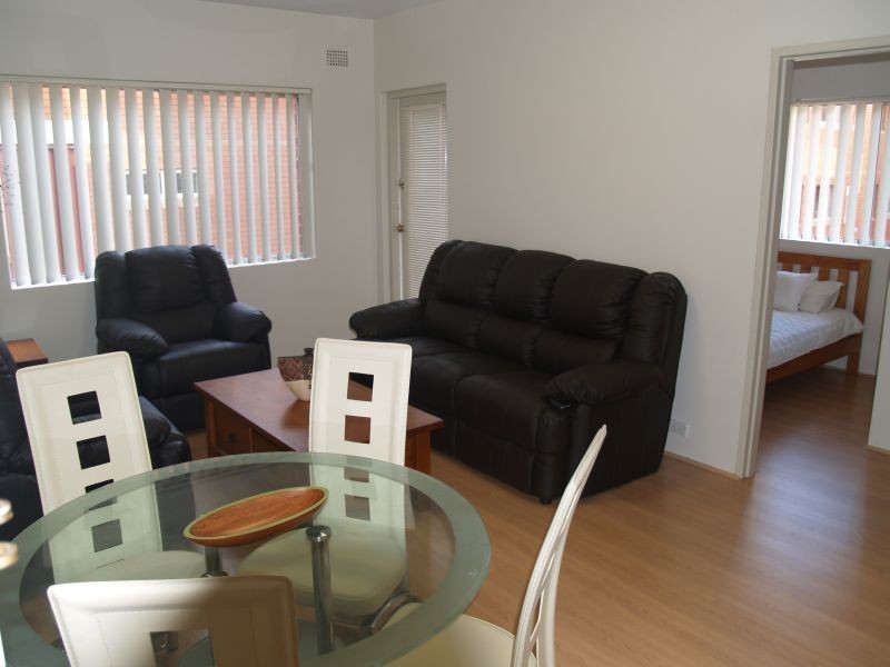 1/96 Sproule St, Lakemba NSW 2195