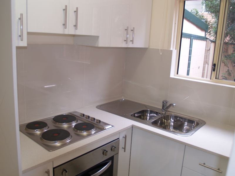 2/39 Rosemont Street, Punchbowl NSW 2196