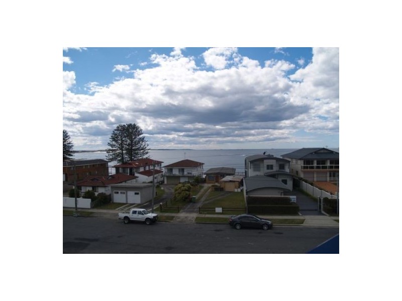 93-95 Ocean Pde, The Entrance NSW 2261
