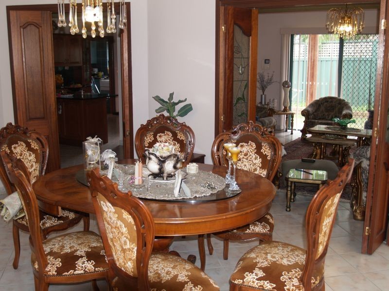 16  Samuel Street, Peakhurst NSW 2210