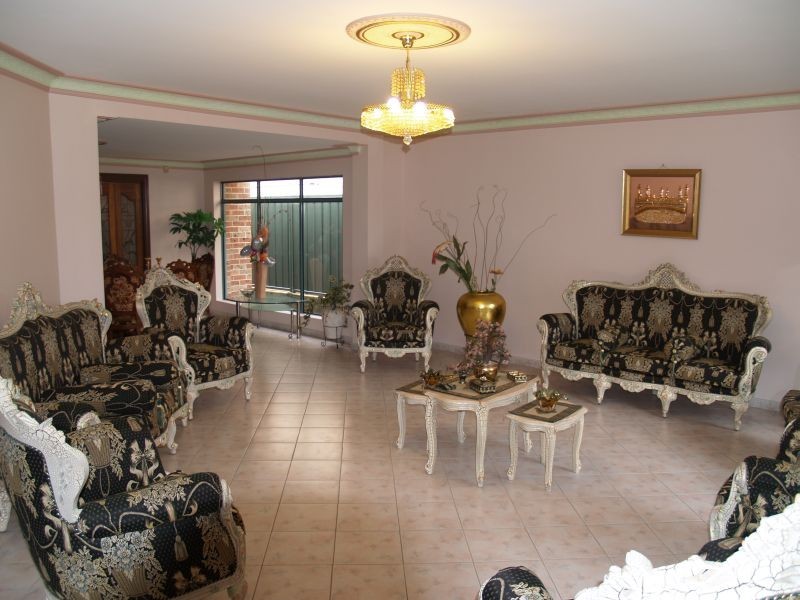 16  Samuel Street, Peakhurst NSW 2210