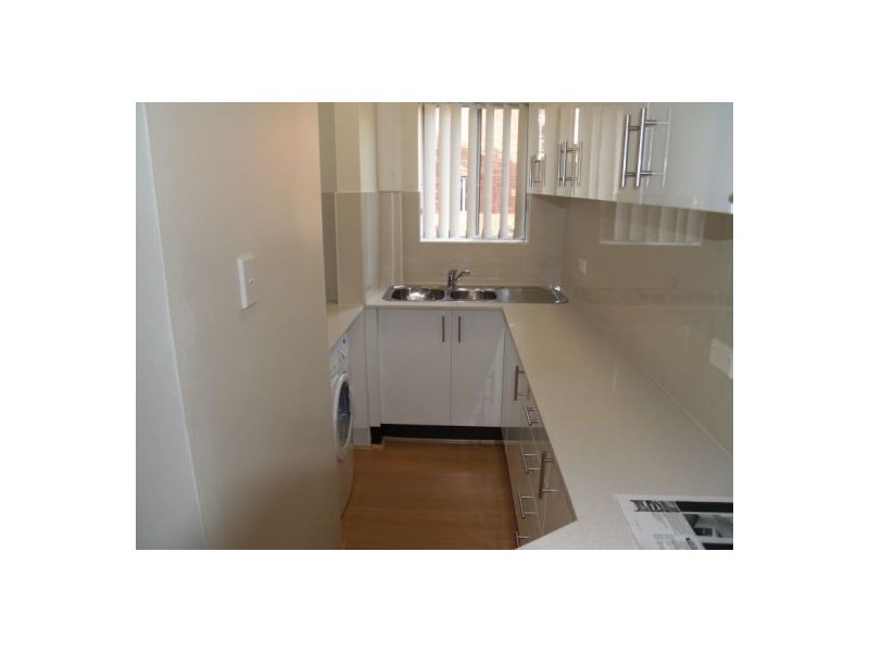 1/96 Sproule Street, Lakemba NSW 2195