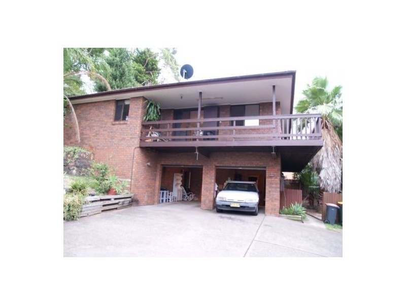 13 Woodcliff Pd, Lugarno NSW 2210