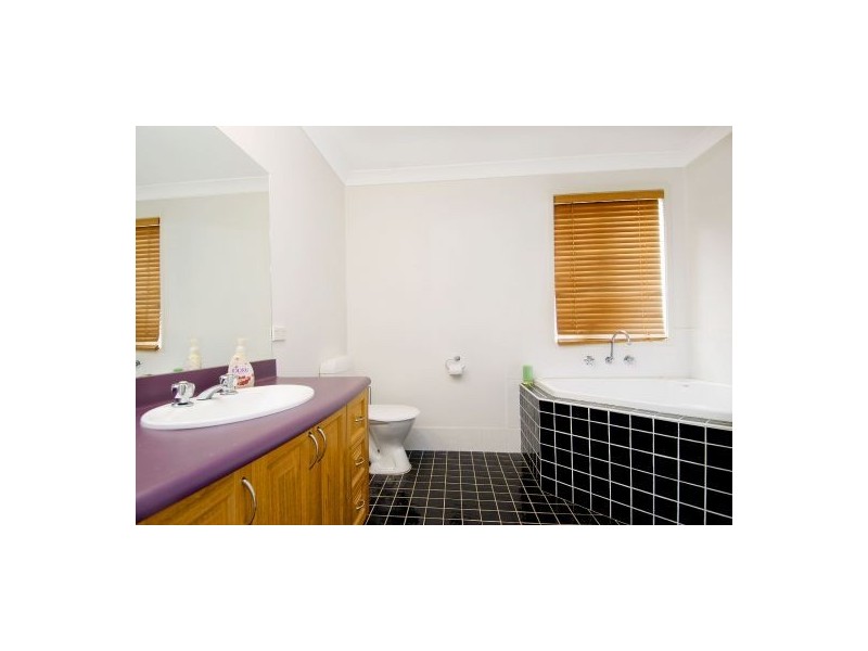 29 Umbria Street, Prestons NSW 2170