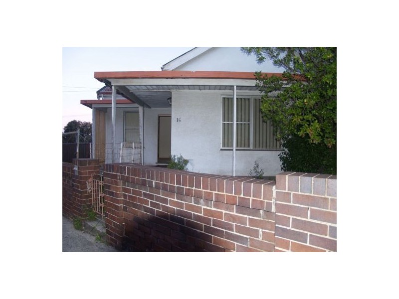 16 Treacy St, Hurstville NSW 2220