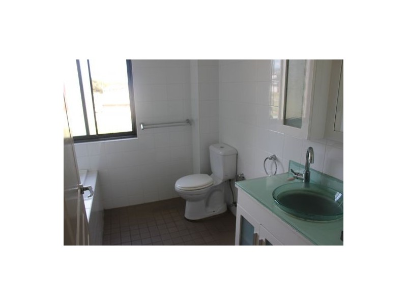 1 Griffiths St, Blacktown NSW 2148