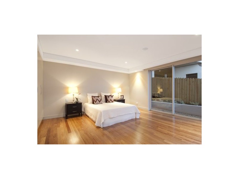 2/2 Walton Cr, Abbotsford NSW 2046