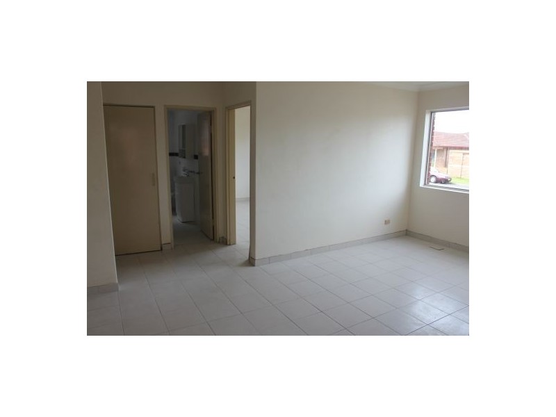 2/61 Corneila St, Punchbowl NSW 2196