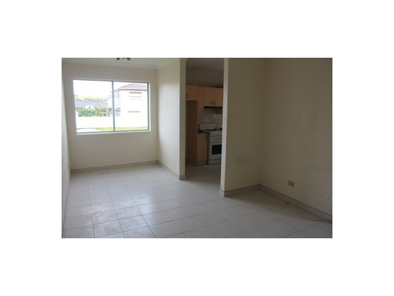 2/61 Corneila St, Punchbowl NSW 2196