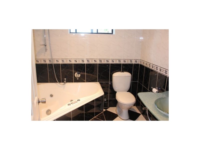 2A Warejee St, Kingsgrove NSW 2208