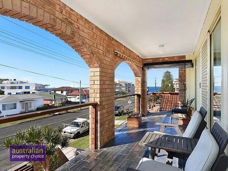 61 Boondilla Road, Blue Bay NSW 2261