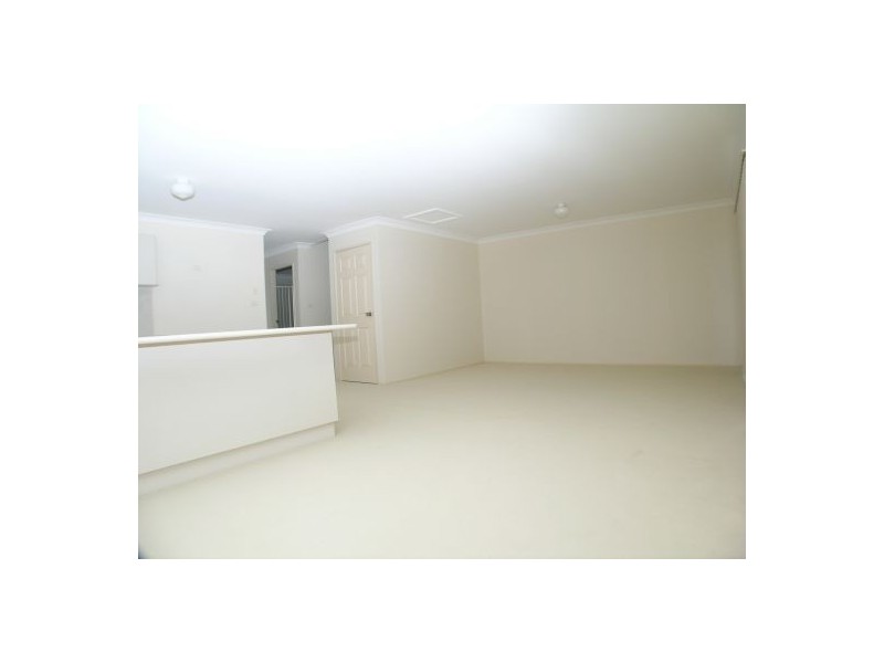 2/27 Aurora Place, Bateau Bay NSW 2261