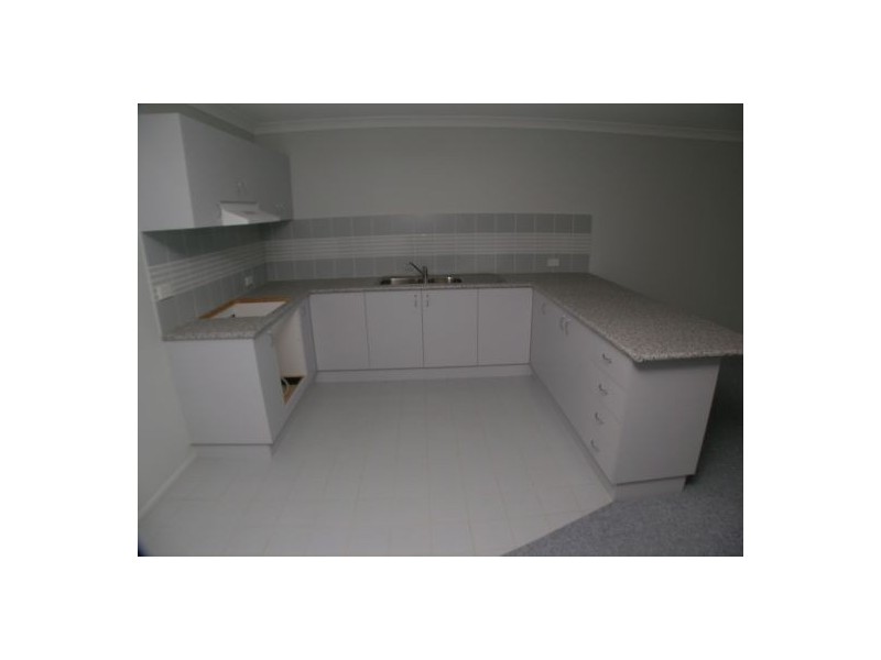 5/27 Aurora Place, Bateau Bay NSW 2261