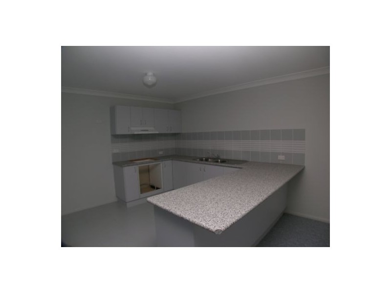 5/27 Aurora Place, Bateau Bay NSW 2261