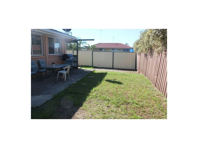 269A Copperfield Dr, Rosemeadow NSW 2560
