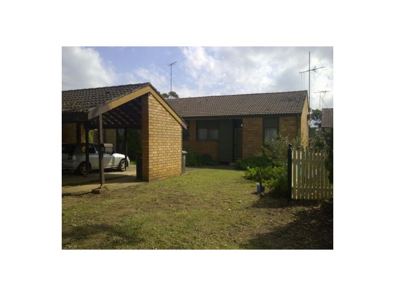 9 Green Lane, Bradbury NSW 2560