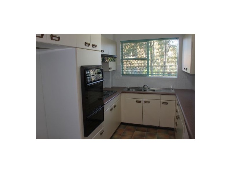 8 / 5 Letitia, Oatley NSW 2223