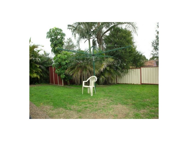 6 Loongana Crescent, Blue Haven NSW 2262