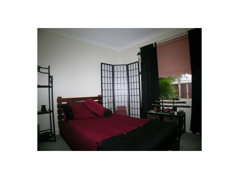 6 Loongana Crescent, Blue Haven NSW 2262