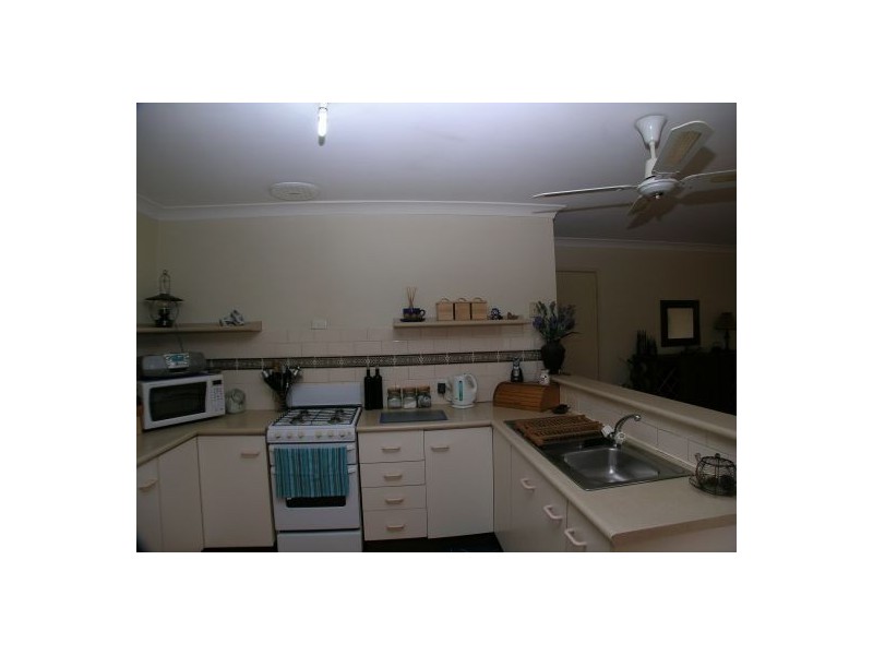 6 Loongana Crescent, Blue Haven NSW 2262