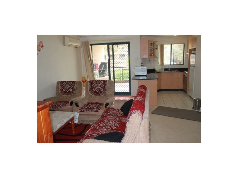 12 Blaxcell St, Granville NSW 2142