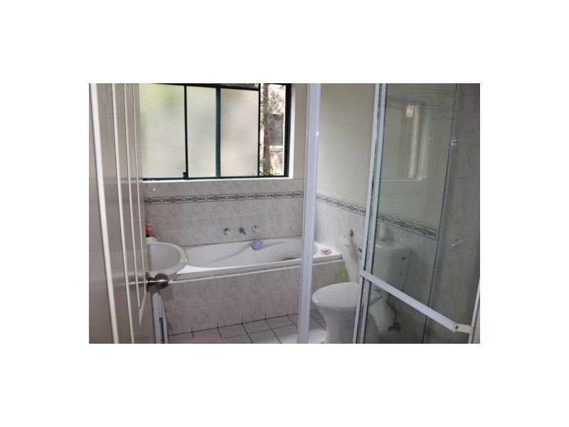 12 Blaxcell St, Granville NSW 2142