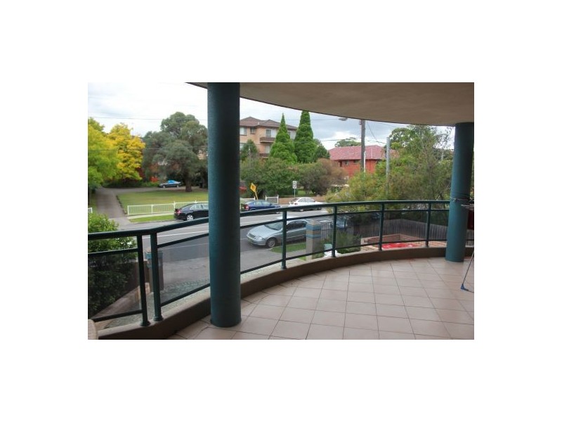 12 Blaxcell St, Granville NSW 2142