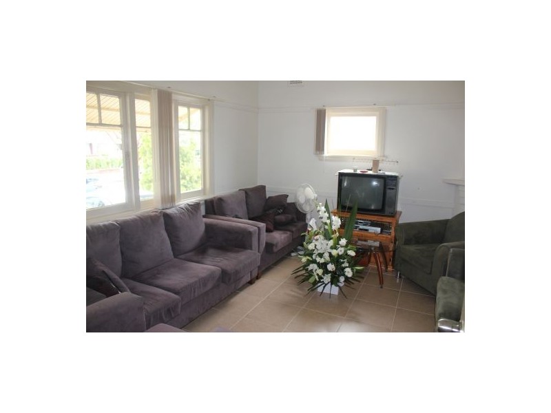 73 Catherine St, Punchbowl NSW 2196